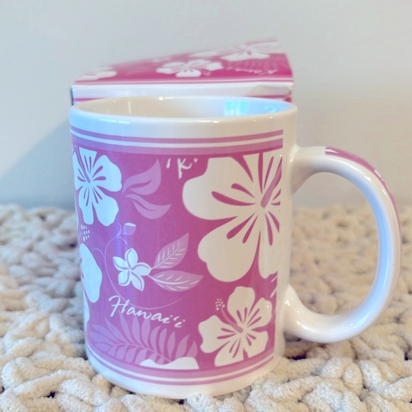 Treasures of Aloha ceramic mug - Picture 1 of 8